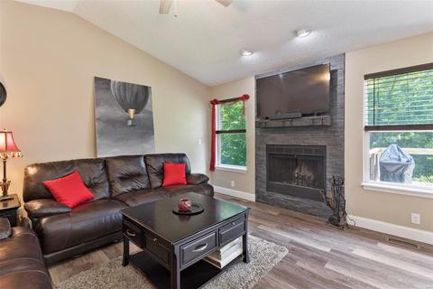 22 Colgate Cir, O'fallon, MO 63366 photo 4