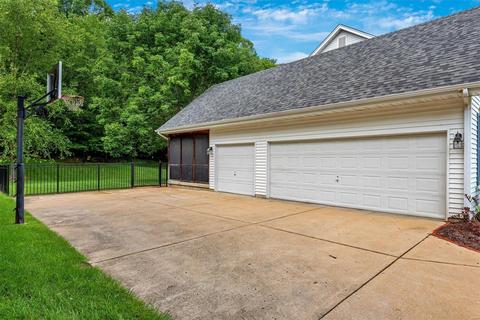 623 Southern Hills Dr, Eureka, MO 63025 photo 6