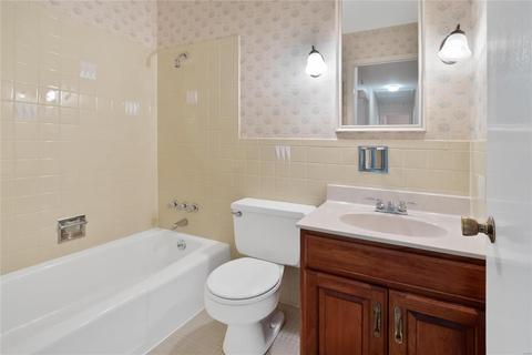 416 Tamarack Dr, Ballwin, MO 63011 photo 17