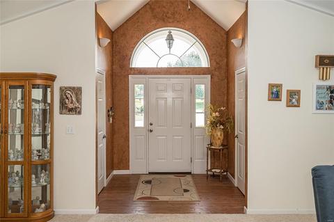 5965 Mergenthal Ct, Weldon Spring, MO 63304 photo 4