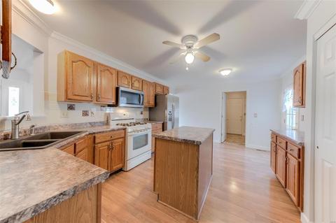 9 Bryan Valley Ct, O'fallon, MO 63366 photo 10
