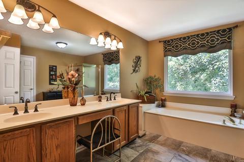 703 Arbor Haven Dr, Ballwin, MO 63021 photo 16