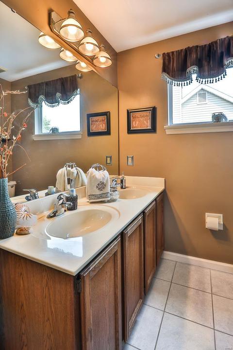 703 Arbor Haven Dr, Ballwin, MO 63021 photo 21