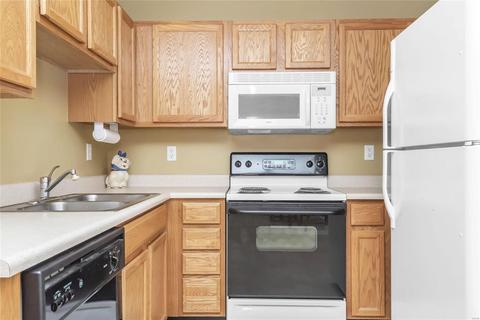 728 Hyde Dr, O'fallon, MO 63366 photo 10