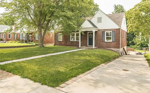 8908 Apache, Saint Louis, MO 63114 photo 2