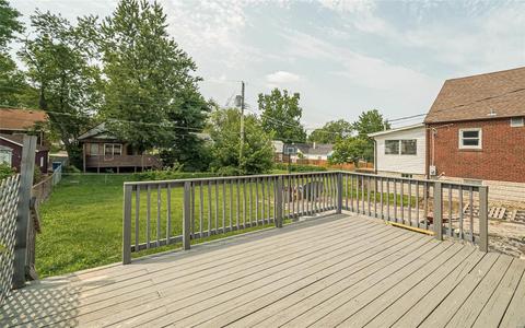 8908 Apache, Saint Louis, MO 63114 photo 20