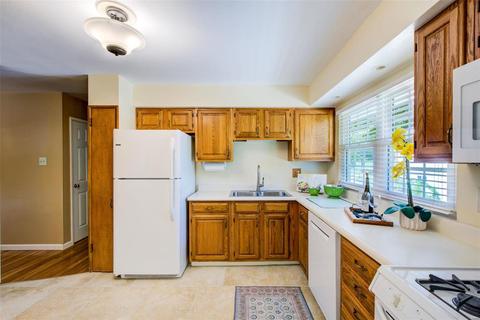 1025 Villaview Dr, Manchester, MO 63021 photo 4
