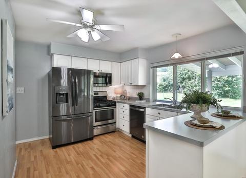 267 Cedar Village Ct, Ballwin, MO 63021 photo 6