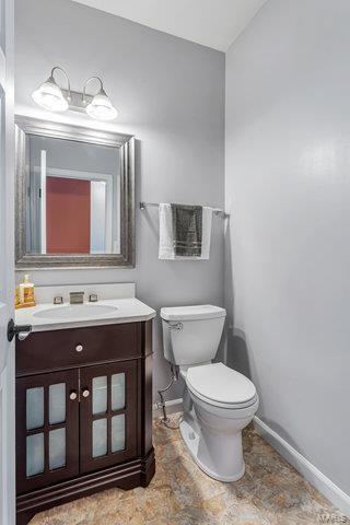 235 Roxbury Dr, O'fallon, MO 63366 photo 8