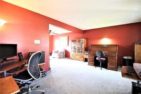 1207 Saddlemaker Dr, Saint Charles, MO 63304 photo 10