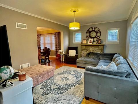 7106 Sharp Ave, Saint Louis, MO 63116 photo 5