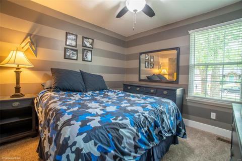 16148 Castlerea Blvd, Ellisville, MO 63021 photo 9