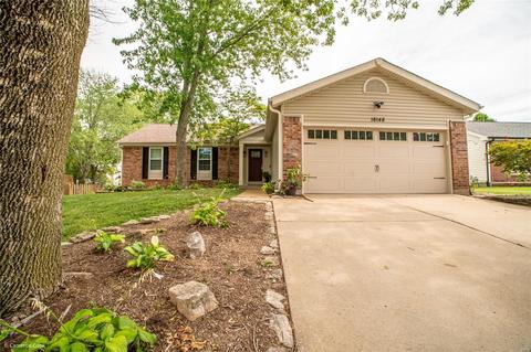 16148 Castlerea Blvd, Ellisville, MO 63021 photo 1