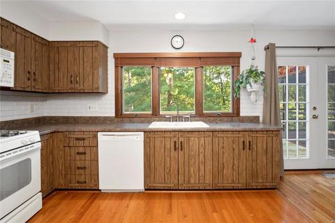 767 Foxwick, Ballwin, MO 63011 photo 13