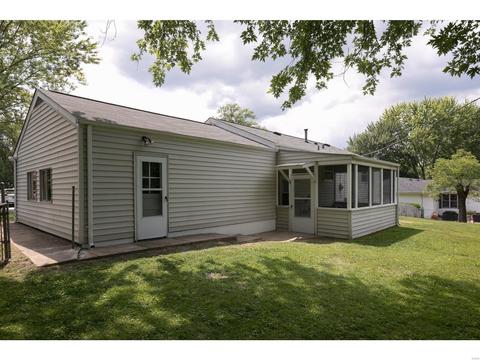 1537 Maple Ln, Ellisville, MO 63011 photo 7