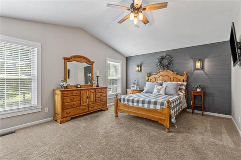 39 Clarksburg Ct, Weldon Spring, MO 63304 photo 9