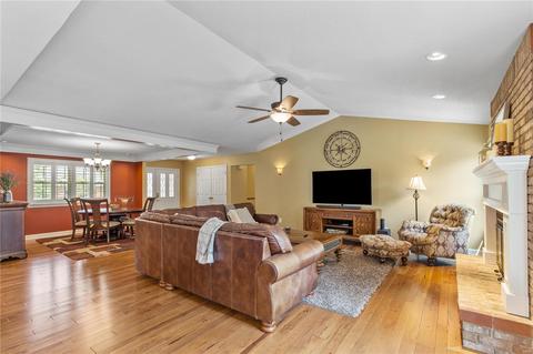 39 Clarksburg Ct, Weldon Spring, MO 63304 photo 16
