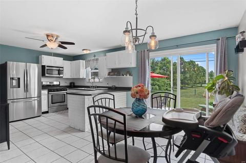 404 Eastbrook Ln, O'fallon, MO 63366 photo 10