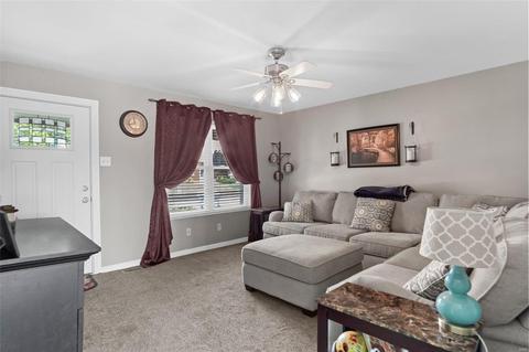 404 Eastbrook Ln, O'fallon, MO 63366 photo 4