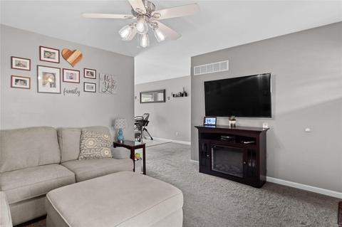 404 Eastbrook Ln, O'fallon, MO 63366 photo 6