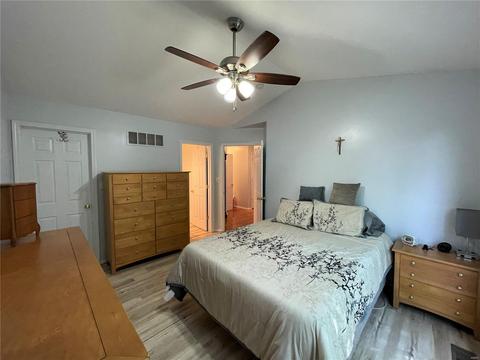 1200 Hunters Chase Dr, Eureka, MO 63025 photo 13