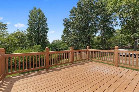 617 Spring Meadows Dr, Manchester, MO 63011 photo 24