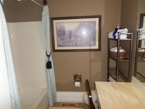 5546 Hennsley Cir, Weldon Spring, MO 63304 photo 18