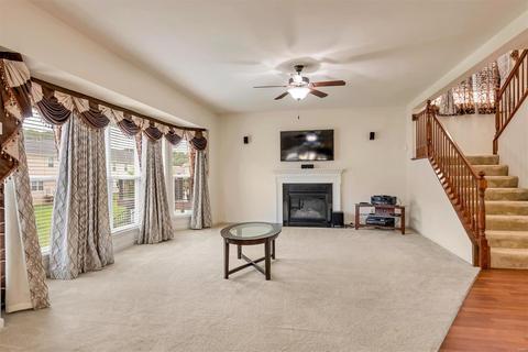 358 Lauren Lndg, Ballwin, MO 63021 photo 8