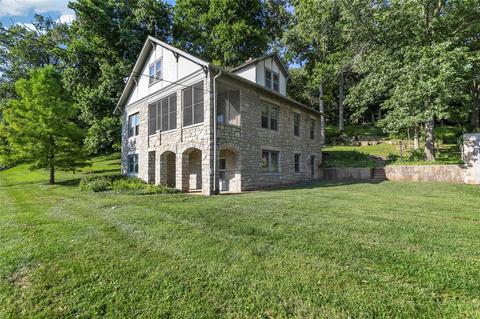 2450 Barrett Sta, Ballwin, MO 63021 photo 1