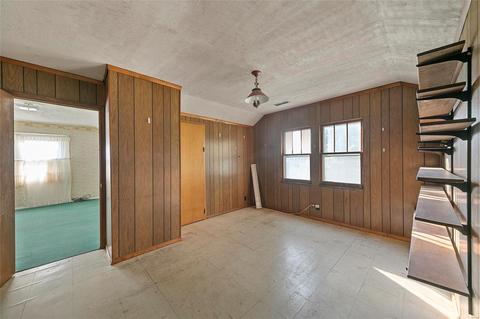 2450 Barrett Sta, Ballwin, MO 63021 photo 19