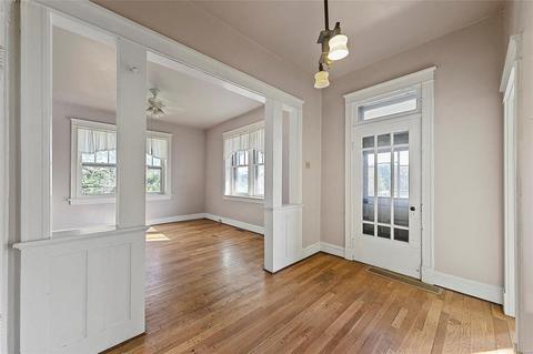 2450 Barrett Sta, Ballwin, MO 63021 photo 6