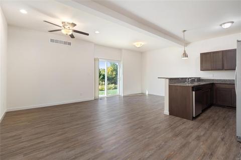 211 Old Schaeffer Rd, O'fallon, MO 63366 photo 8