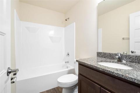 211 Old Schaeffer Rd, O'fallon, MO 63366 photo 17