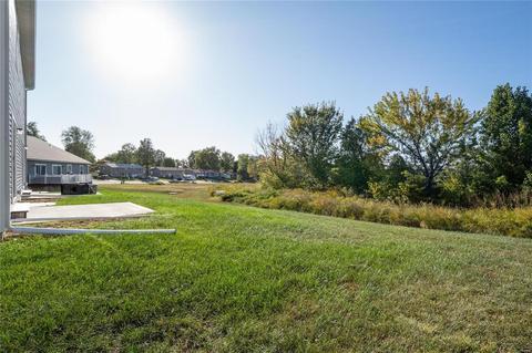 211 Old Schaeffer Rd, O'fallon, MO 63366 photo 4