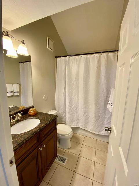 400 Far Hill Dr, Ballwin, MO 63021 photo 20