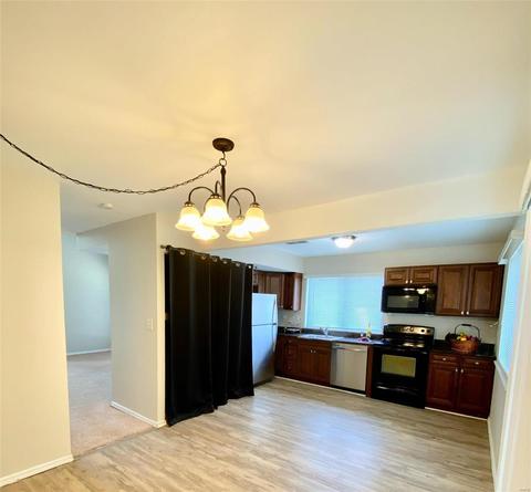 400 Far Hill Dr, Ballwin, MO 63021 photo 13
