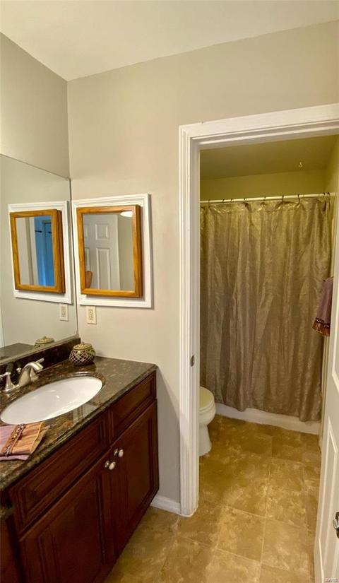 400 Far Hill Dr, Ballwin, MO 63021 photo 28