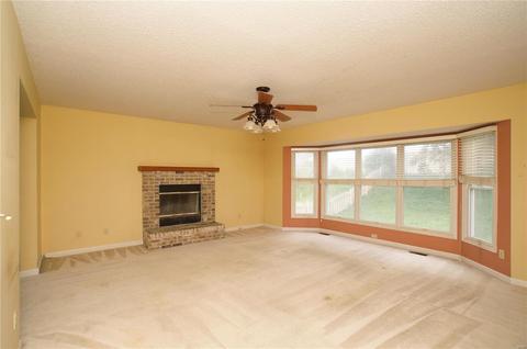 186 Dusty Rose Dr, O'fallon, MO 63368 photo 10