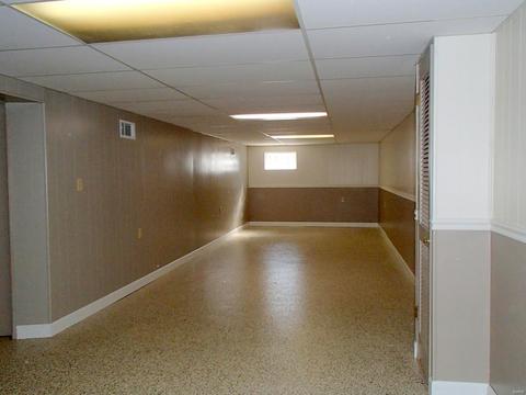641 Highland Dr, Ballwin, MO 63011 photo 12