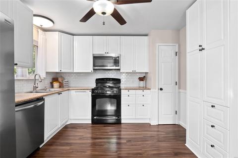 930 Barbara Ann Ln, Ellisville, MO 63021 photo 9