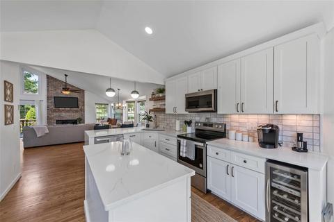 843 Heron Woods Dr, Manchester, MO 63021 photo 4