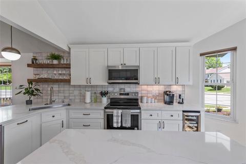 843 Heron Woods Dr, Manchester, MO 63021 photo 8