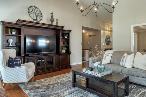 212 Greenburn Dr, Weldon Spring, MO 63304 photo 8