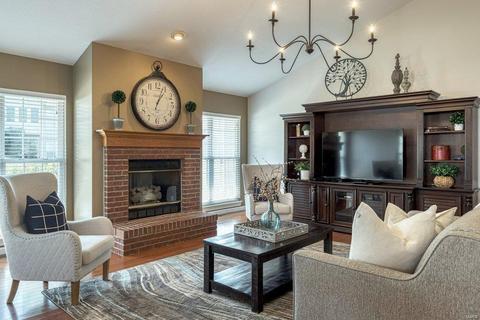 212 Greenburn Dr, Weldon Spring, MO 63304 photo 7