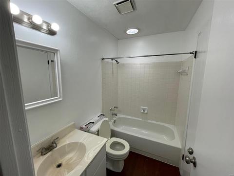 2325 Sundance Dr, O'fallon, MO 63368 photo 8