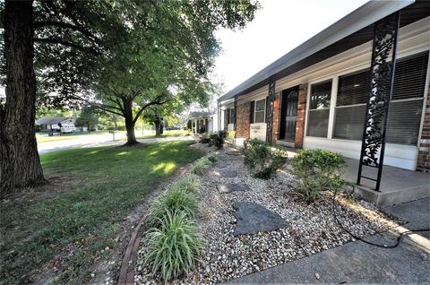 309 Bittersweet Dr, O'fallon, MO 63366 photo 2