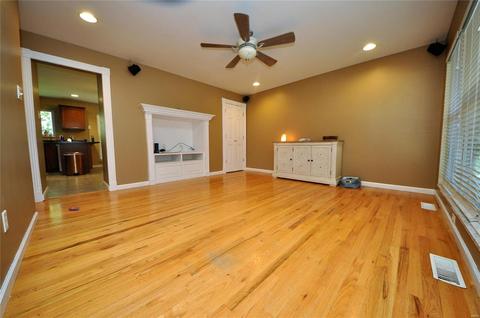 309 Bittersweet Dr, O'fallon, MO 63366 photo 5
