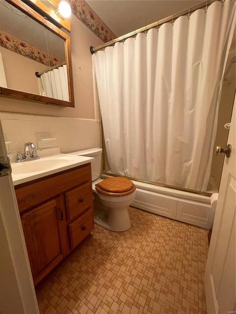 1007 Savoy, Manchester, MO 63011 photo 11