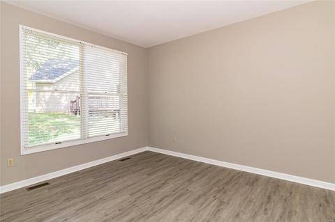 909 Oakgrove Park Ct, Ellisville, MO 63021 photo 39