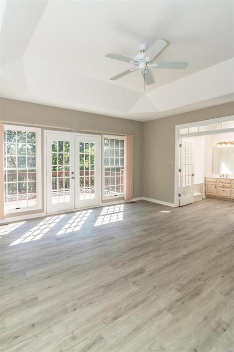 909 Oakgrove Park Ct, Ellisville, MO 63021 photo 29